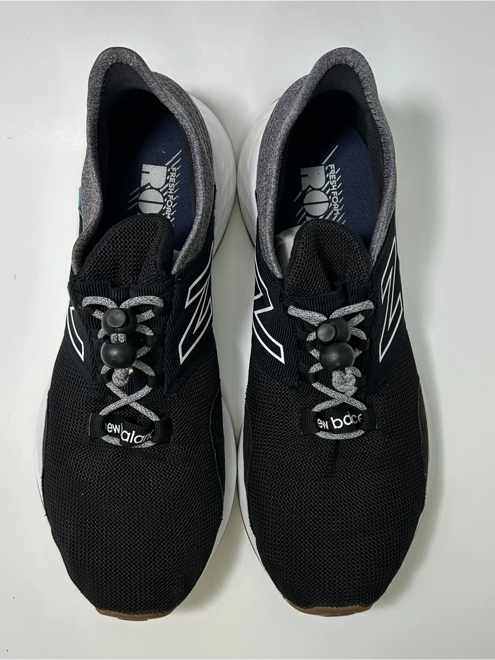 New Balance Fresh Foam ROAV V1 Men's 10.5 Running Shoes Hiking Sneakers Thick